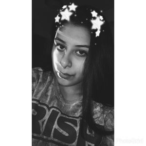 Meet your Posher, Andrea